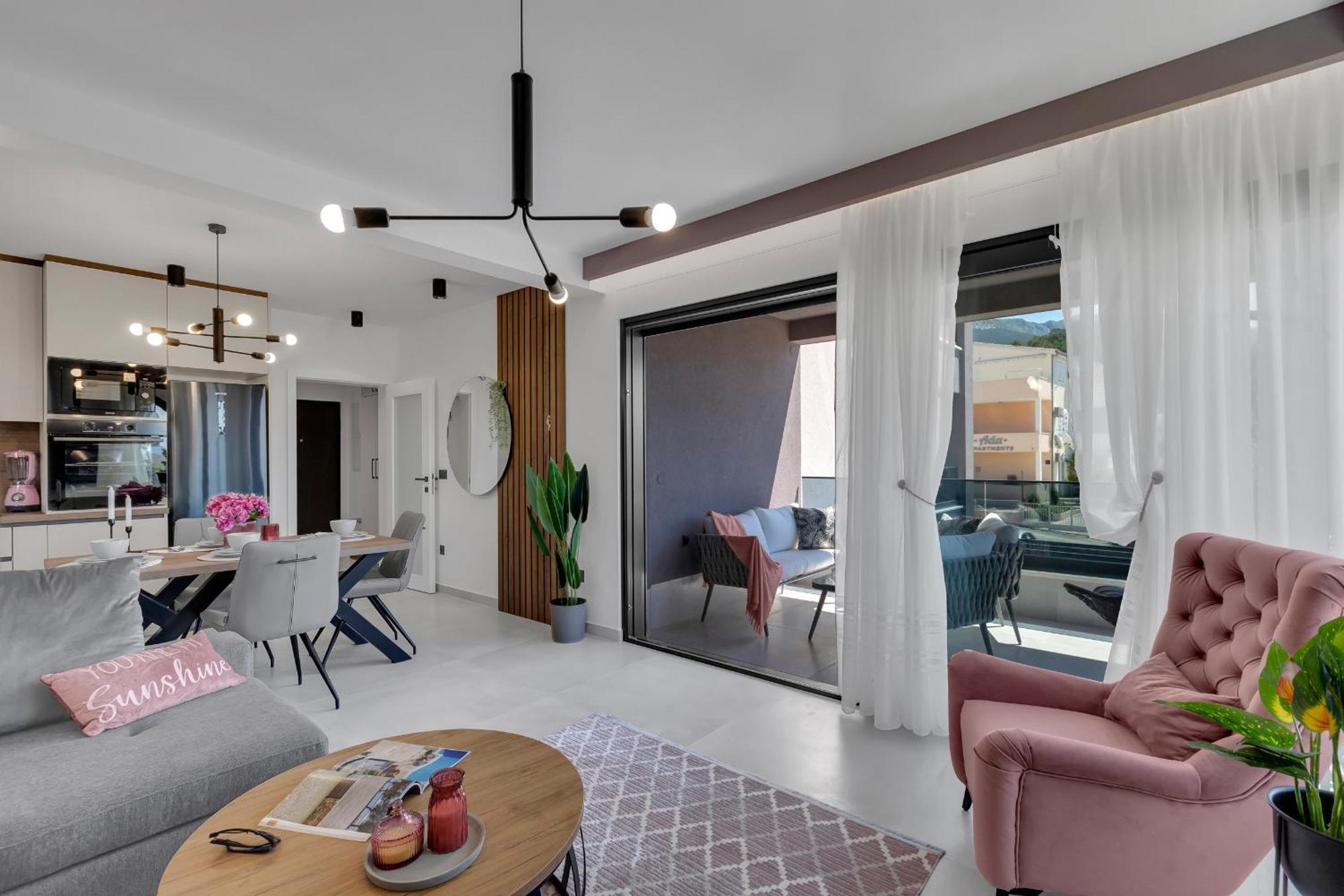 Villa Bomada Тучепи Экстерьер фото